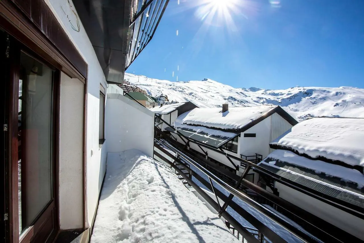 Sunny Apartment Sierra Nevada
